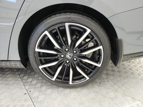Used 2023 Honda Accord Touring image 18