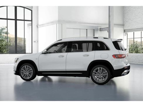 New 2026 Mercedes-Benz GLB 35 AMG AMG GLB 35 image 30