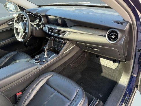 Used 2018 Alfa Romeo Stelvio Ti AWD/4WD image 30