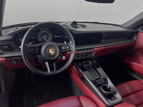 Certified 2020 Porsche 911 Carrera 4S image 25