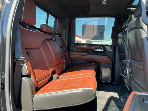 Used 2024 GMC Sierra 2500 Denali Ultimate AWD/4WD image 22