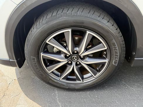 Used 2018 MAZDA CX-5 Touring w/ Preferred Equipment Package image 21