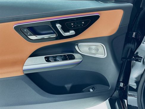 Certified 2026 Mercedes-Benz GLC 300 4MATIC image 19