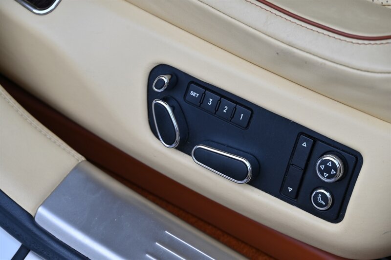 Used 2016 Bentley Flying Spur W12 AWD/4WD image 22
