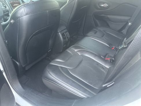 Used 2023 Jeep Cherokee Altitude Lux AWD/4WD image 19