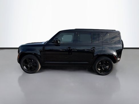 New 2026 Land Rover Defender 110 X-Dynamic SE image 2
