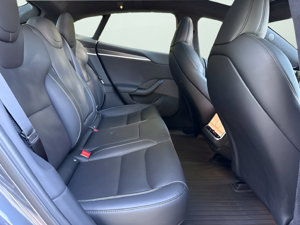Used 2023 Tesla Model S Plaid AWD/4WD image 41