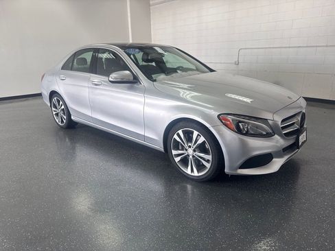Used 2015 Mercedes-Benz C 300 4MATIC Sedan image 2