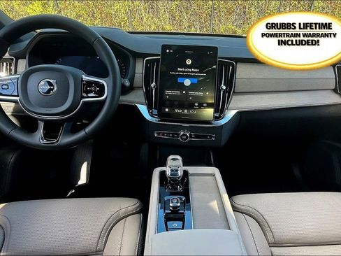 New 2026 Volvo XC90 B6 Ultra w/ Protection Package Premier image 8