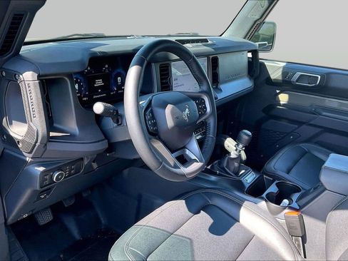 Certified 2025 Ford Bronco Badlands AWD/4WD image 13
