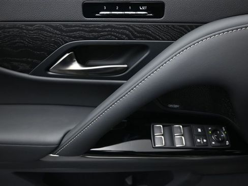 New 2026 Lexus LX 600 4WD w/ Luxury Package image 11