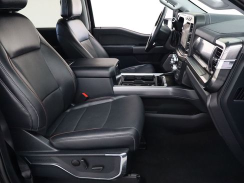 Used 2024 Ford F250 Lariat image 31