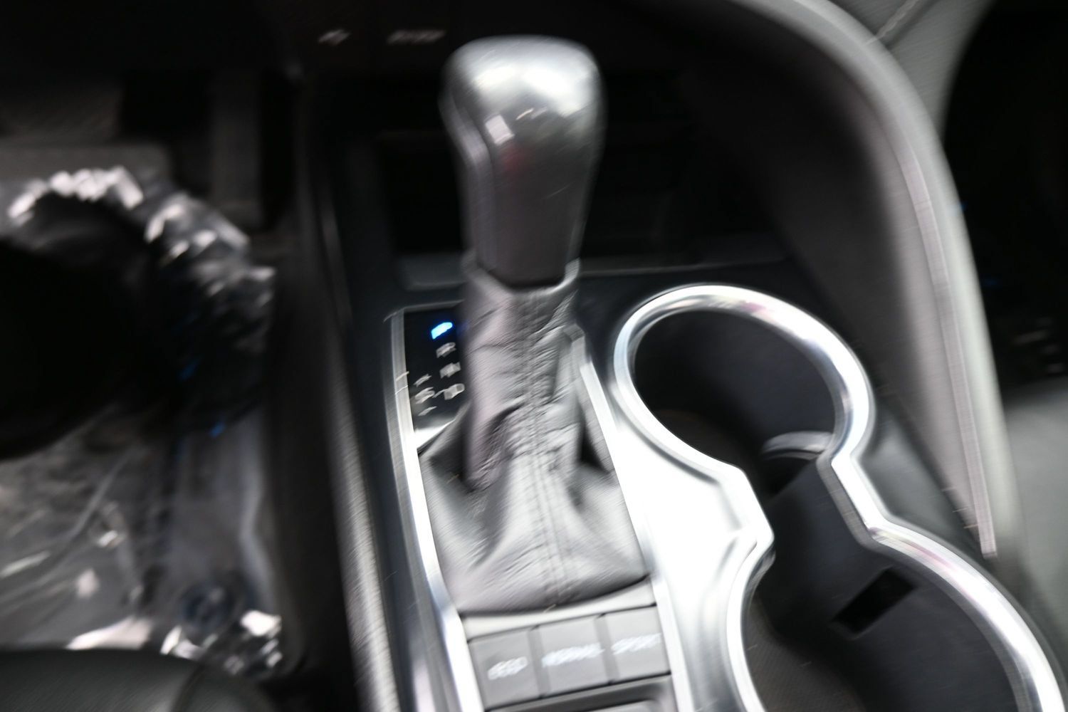 Used 2020 Toyota Camry XSE FWD image 15