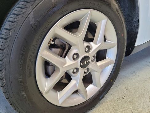 Used 2024 Kia Soul LX w/ Option Group 015 image 31