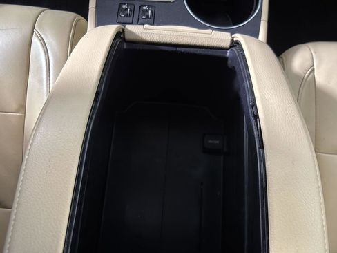 Used 2015 Toyota Highlander XLE AWD/4WD image 36