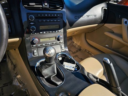 Used 2008 Chevrolet Corvette Convertible w/ Preferred Equipment Group image 16