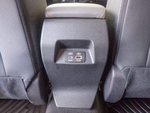 Certified 2025 Subaru Crosstrek 2.5i Limited image 19