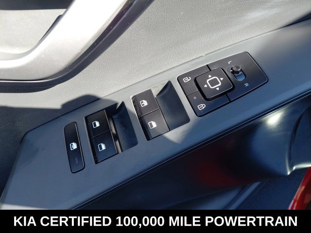 Certified 2024 Kia Niro LX FWD image 18
