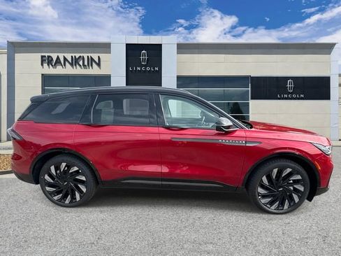 New 2026 Lincoln Nautilus Reserve w/ Jet Appearance Package AWD/4WD image 8