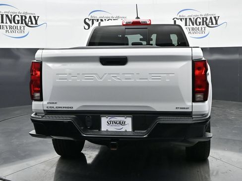 Used 2023 Chevrolet Colorado W/T AWD/4WD image 8