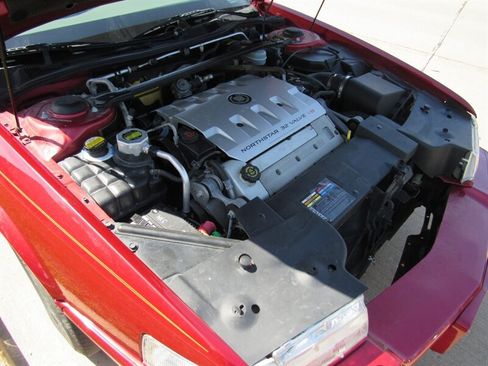 Used 2001 Cadillac Eldorado Touring FWD image 18
