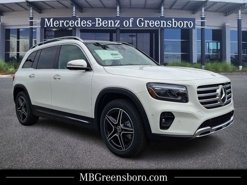 New 2026 Mercedes-Benz GLB 250 4MATIC image 1