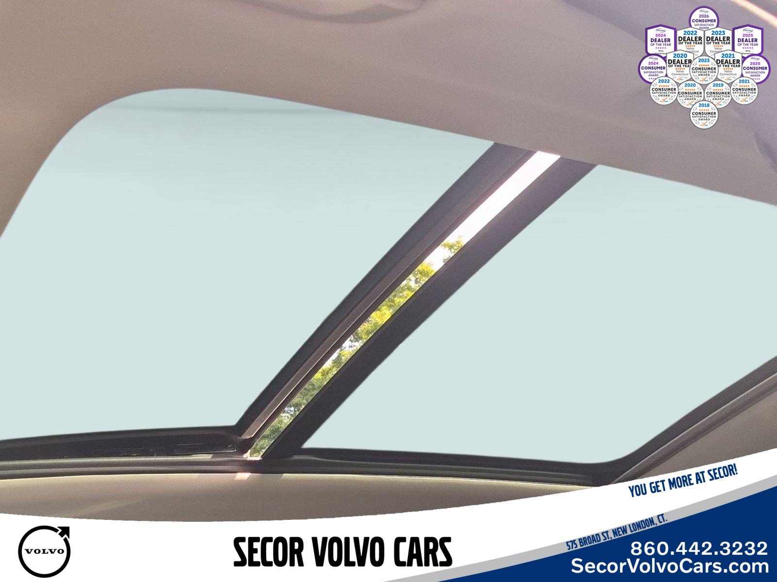 Certified 2023 Volvo XC60 B5 Plus w/ Climate Package AWD/4WD image 17