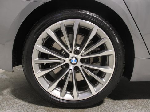 Used 2023 BMW 540i xDrive w/ Executive Package image 26