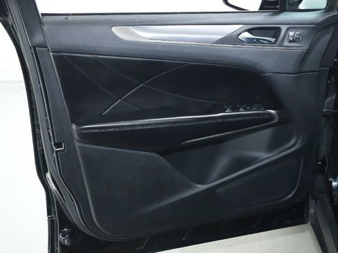 Used 2017 Lincoln MKC Premiere image 15