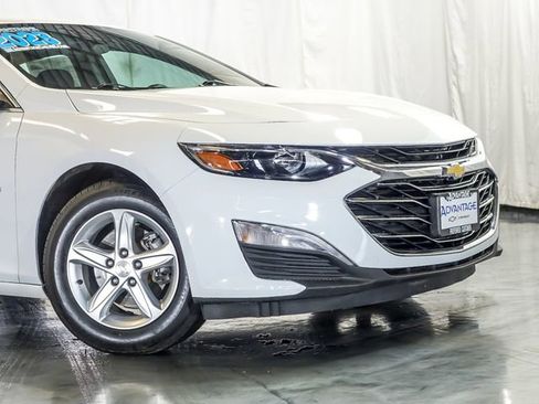 Used 2023 Chevrolet Malibu LS w/ Driver Confidence Package image 3