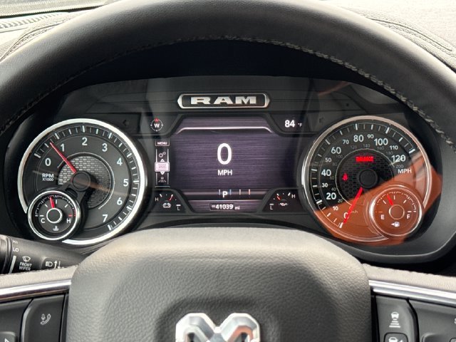 Used 2025 RAM 1500 Laramie AWD/4WD image 14