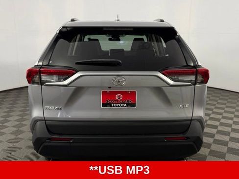Used 2024 Toyota RAV4 XLE w/ Convenience Package FWD image 7
