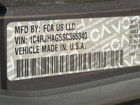 New 2025 Jeep Grand Cherokee Altitude image 36