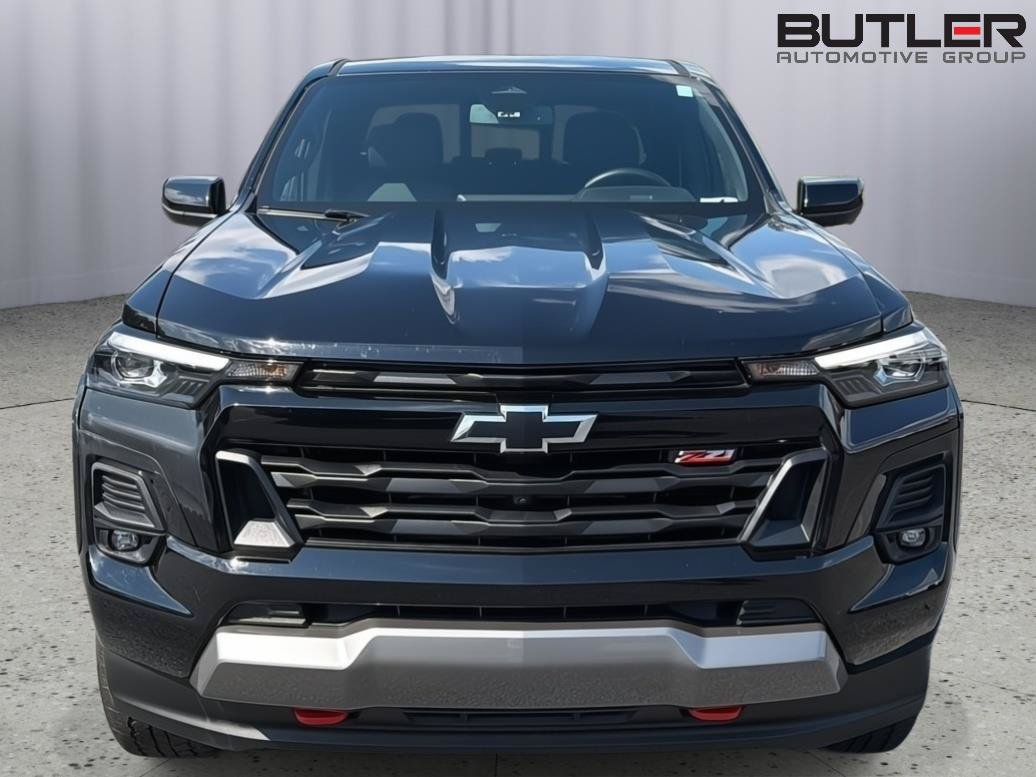 Certified 2024 Chevrolet Colorado Z71 w/ Z71 Convenience Package 2 AWD/4WD image 9