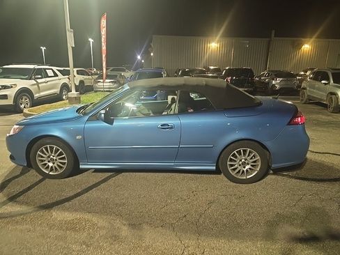 Used 2008 Saab 9-3 2.0T w/ Cold Weather Package image 6