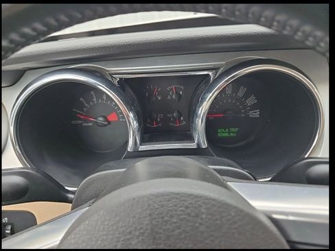 Used 2006 Ford Mustang Coupe image 18