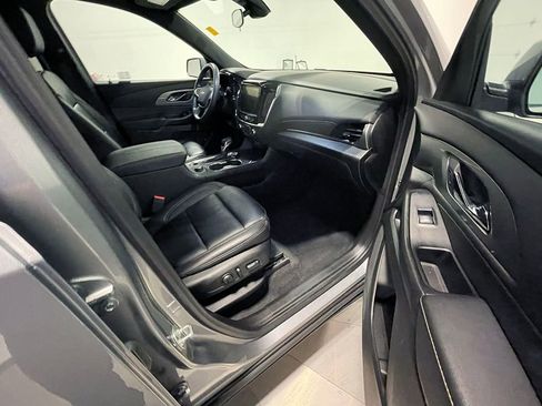 Used 2023 Chevrolet Traverse LT AWD/4WD image 27