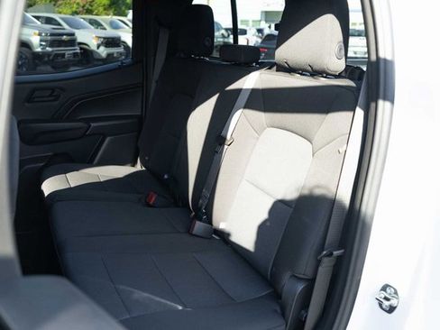 Used 2025 Chevrolet Colorado W/T image 14