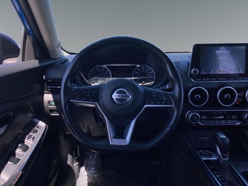 Used 2022 Nissan Sentra SR w/ SR Premium Package FWD image 12