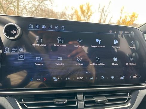 New 2026 Chevrolet Equinox EV RS image 22