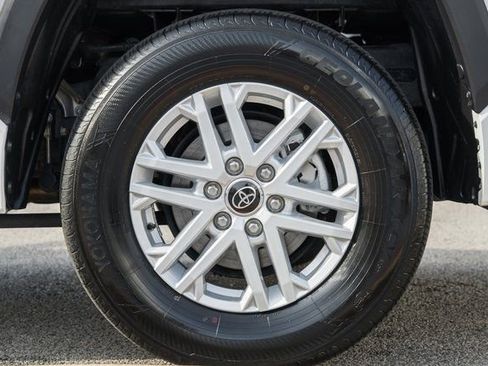 Used 2024 Toyota Tundra SR5 w/ SR5 Premium Package image 17