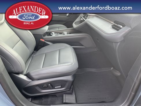 New 2026 Ford Explorer Active w/ Active Comfort Package image 13