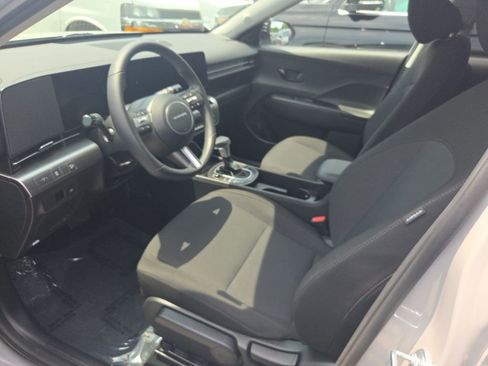 Used 2026 Hyundai Kona SEL Sport FWD image 4