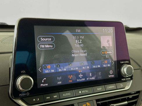 Used 2020 Nissan Altima 2.5 SL FWD image 17