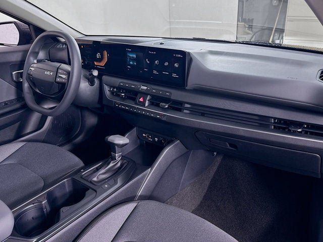 New 2026 Kia K4 FWD image 24