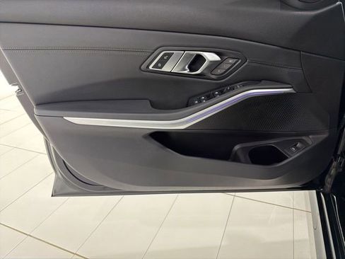 Used 2021 BMW 330i Sedan w/ Premium Package RWD image 10