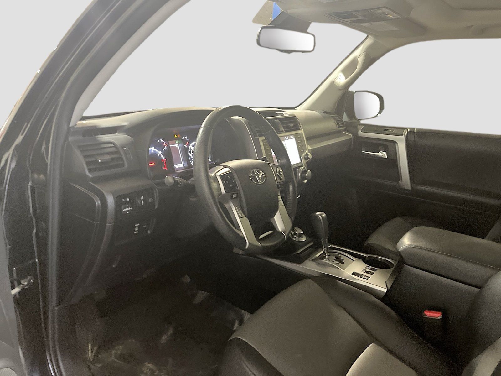 Used 2024 Toyota 4Runner SR5 Premium w/ Moonroof Package AWD/4WD image 9