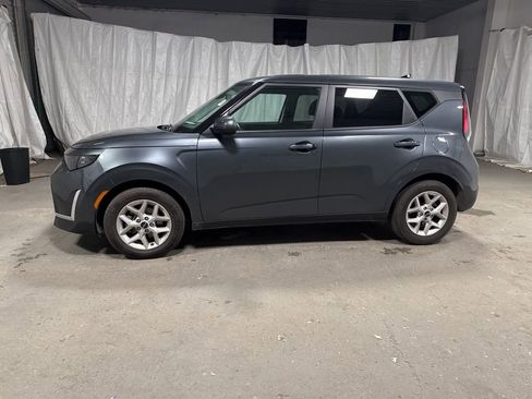 Used 2024 Kia Soul LX w/ Option Group 015 image 4