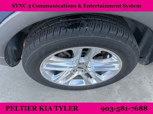 Used 2017 Ford Explorer XLT w/ Equipment Group 202A image 13