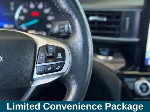 Used 2022 Ford Explorer Limited w/ Limited Technology Package AWD/4WD image 11